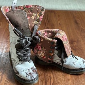 Dr. Marten 1914 floral 9